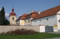 zvonice u kostela Obrácení sv. Pavla