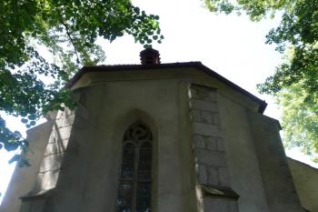 presbytář (© Jaroslav Šefčík, 05/2009)