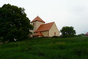 Kostel sv. Václava v Dobrovítově (© Jaroslav Šefčík, 05/2009)