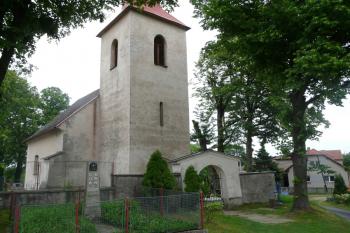 Kostel Navštívení Panny Marie v Třebětíně (© Jaroslav Šefčík, 05/2009)