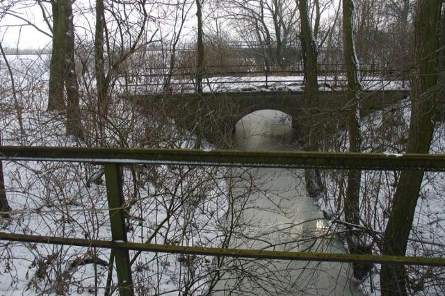 U tří mostů