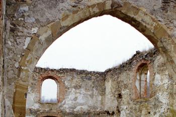 Interiér kostela  ( © Jiří Čížek 03/2002)