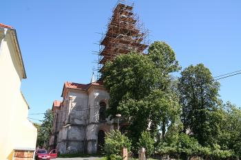 Kostel od západu ( © Ivan Grisa 06/2009)