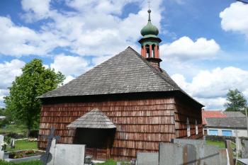západní  průčelí kostelíku sv. Jana Křtitele ( © Jan P. Štěpánek 06/2009)