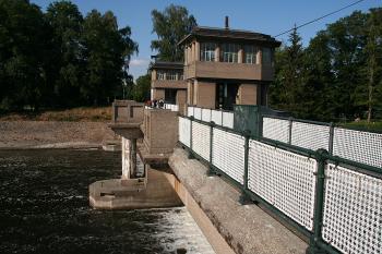 Lávka nad jezovými poli od jihu ( © Ivan Grisa 06/2009)