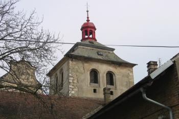 kostel sv. Bartoloměje se zvonicí 20.4.12 (© Václav Kubeš, 04/2012)