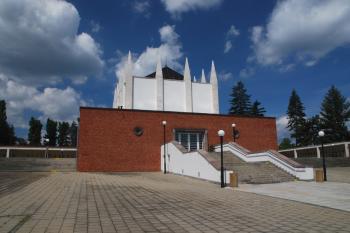 krematorium v Brně (© Tomáš Berka, 06/2008)