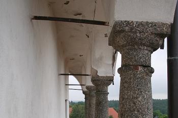 Věžní ochoz ( © Ivan Grisa 06/2009)