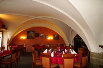 klenby v přízemí (© Karel Husák, 10/2014)