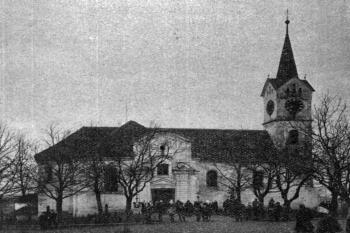 kostel od severu na počátku 20. století (© Antonín Podlaha: Posvátná místa království Českého; Díl 1. Vikariáty: Českobrodský, Černokostelecký, Mnichovický a Prosecký, Dědictví sv. Jana Nepomuckého, Praha 1907)