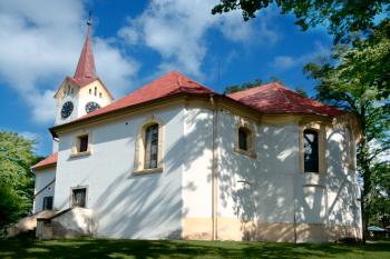 pohled od jihovýchodu ( © Pavel Zany Komárek 17. 6. 2009)