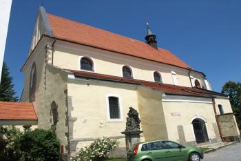 kostel od jihozápadu ( © Milan Caha 07/2009)