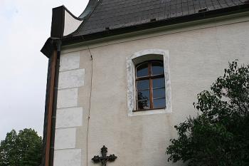 Západní část jižní stěny lodi ( © Stanislav Šůna 07/2009)