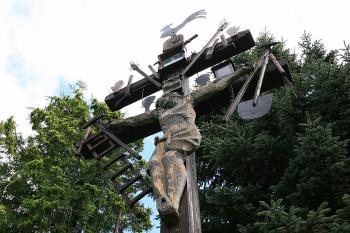Horní část kříže ( © Stanislav Šůna 07/2009)