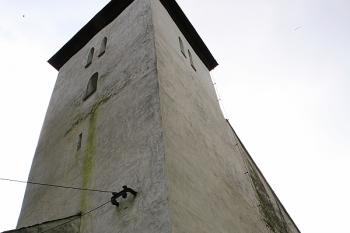 Věž od severozápadu ( © Stanislav Šůna 07/2009)