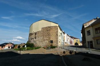 celkový pohled na místo zaniklé bratrské školy ( © Jan P. Štěpánek 08/2012)