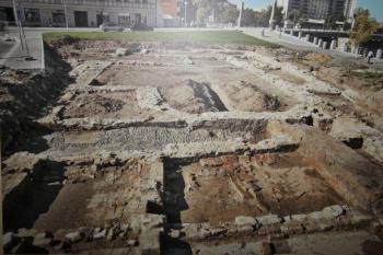 Základy bratrské školy při archeologický průzkum  (© Luděk Vláčil, 01/2015)