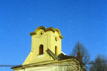 Kostel před obnovou báně ( © Ivan Grisa 02/2000)
