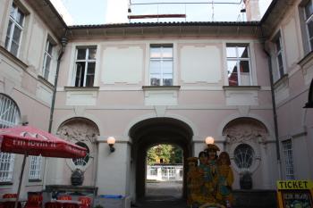 Dělící křídlo mezi druhým a třetím nádvořím od severu ( © Ivan Grisa 07/2009)