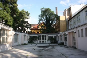 Třetí nádvoří od severu ( © Ivan Grisa 07/2009)