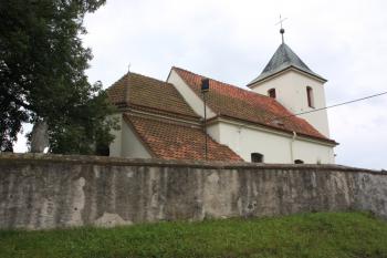 Kostel od severovýchodu ( © Ivan Grisa 07/2009)