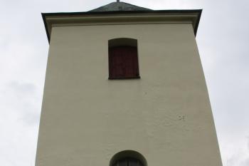 Západní průčelí věže ( © Ivan Grisa 07/2009)