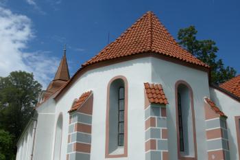 presbytář ( © Milan Caha 07/2009)