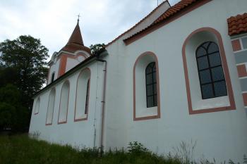 jižní strana lodi ( © Milan Caha 07/2009)