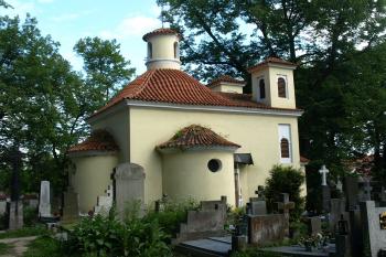 hřbitovní kostel od severovýchodu ( © Milan Caha 07/2009)
