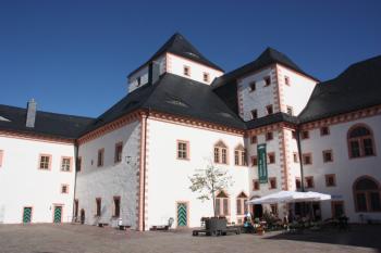 Lipový dům (Lindenhaus) od jihozápadu ( © Ivan Grisa 10/2011)