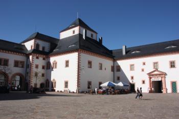 Letní dům (Sommerhaus) od jihovýchodu ( © Ivan Grisa 10/2011)