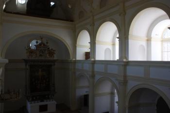 Zámecký kostel: pohled z kurfiřtské oratoře k jihovýchodu ( © Ivan Grisa 10/2011)