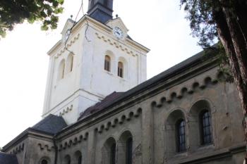 Loď a věž od severozápadu ( © Ivan Grisa 07/2009)