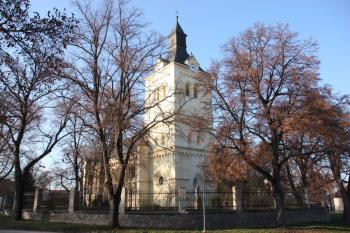 Kostel od jihovýchodu ( © Ivan Grisa 12/2009)