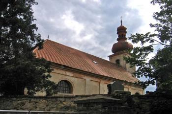 Kostel sv. Martina v Rostoklatech ( © Pavel Vítek 07/2009)