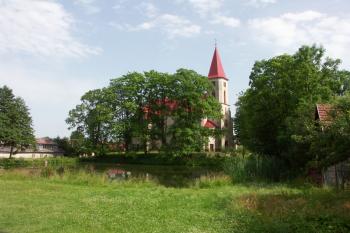 kostel od severozápadu ( © Milan Caha 07/2009)