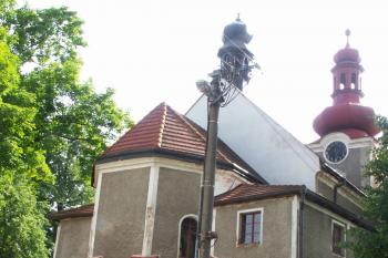presbytář ( © Milan Caha 07/2009)