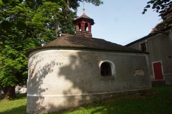 bývalá kostnice ( © Milan Caha 07/2009)