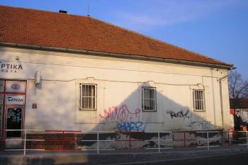 Libušská čp. 1 - detail (© Matěj Kadlec, 03/2007)