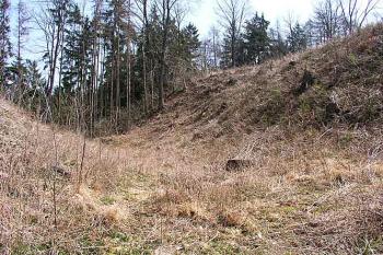 Příkop ( © Roman Řezáč 10/2003)