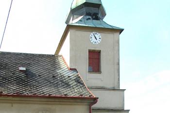 Kostel sv. Jiří v obci Svatý Jiří v okrese Ústí nad Orlicí. (© Pavel Vítek 09/2024)