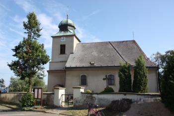 Kostel od jihu ( © Ivan Grisa 07/2009)