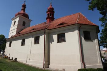 Kostel od jihovýchodu ( © Ivan Grisa 08/2009)