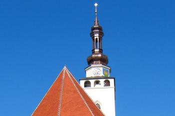 Kostel od jihovýchodu ( © Pavel Vítek 07/2009)