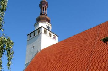 Kostel od jihu ( © Pavel Vítek 07/2009)