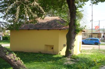 Pohled na objekt ze směru od mlýna (© Jan Hajchl, 07/2009)