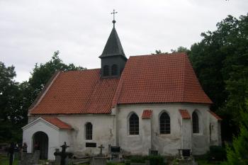 Kostel od jihu ( © Hana Grisová 07/2009)