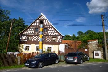 tvrz Těšovice (© Vlastislav Mareček, 06/2016)