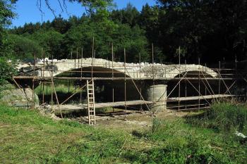 Rekonstrukce mostu v roce 2006 (© Jiří Cukr, 07/2006)