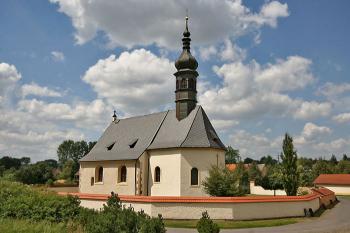 Kostel sv. Kunhuty (© Luděk Pitter 08/2009)